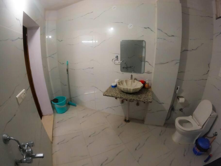 Blue Door Villa By Homeyhuts Rajpur Экстерьер фото