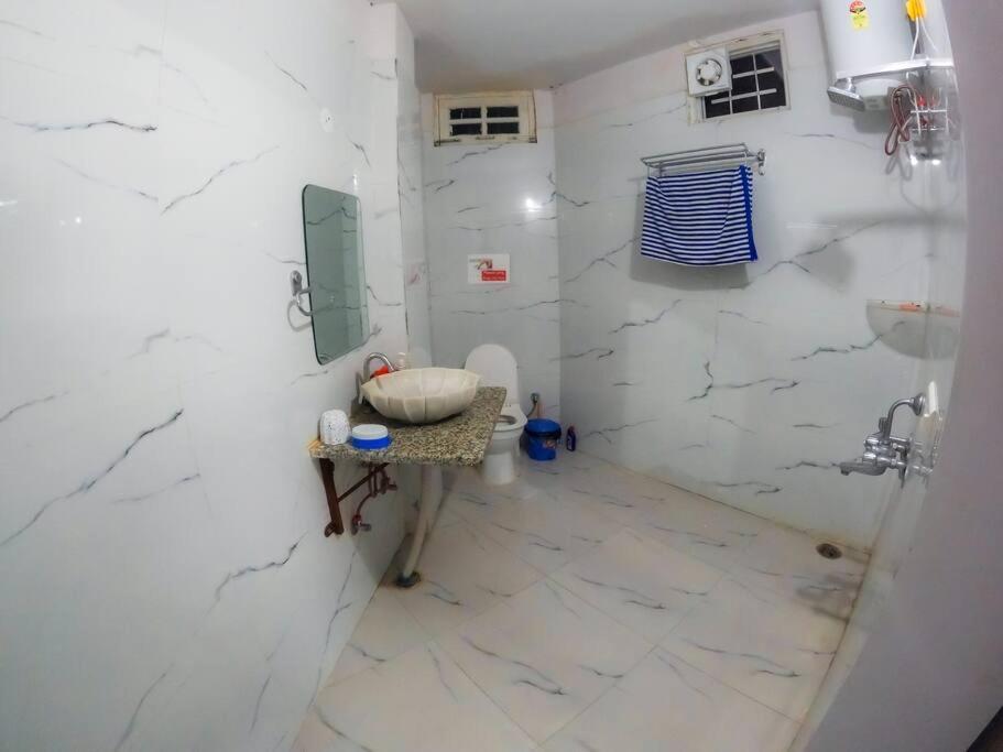 Blue Door Villa By Homeyhuts Rajpur Экстерьер фото